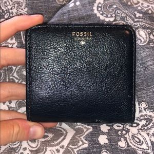 Fossil Women’s Bifold Wallet